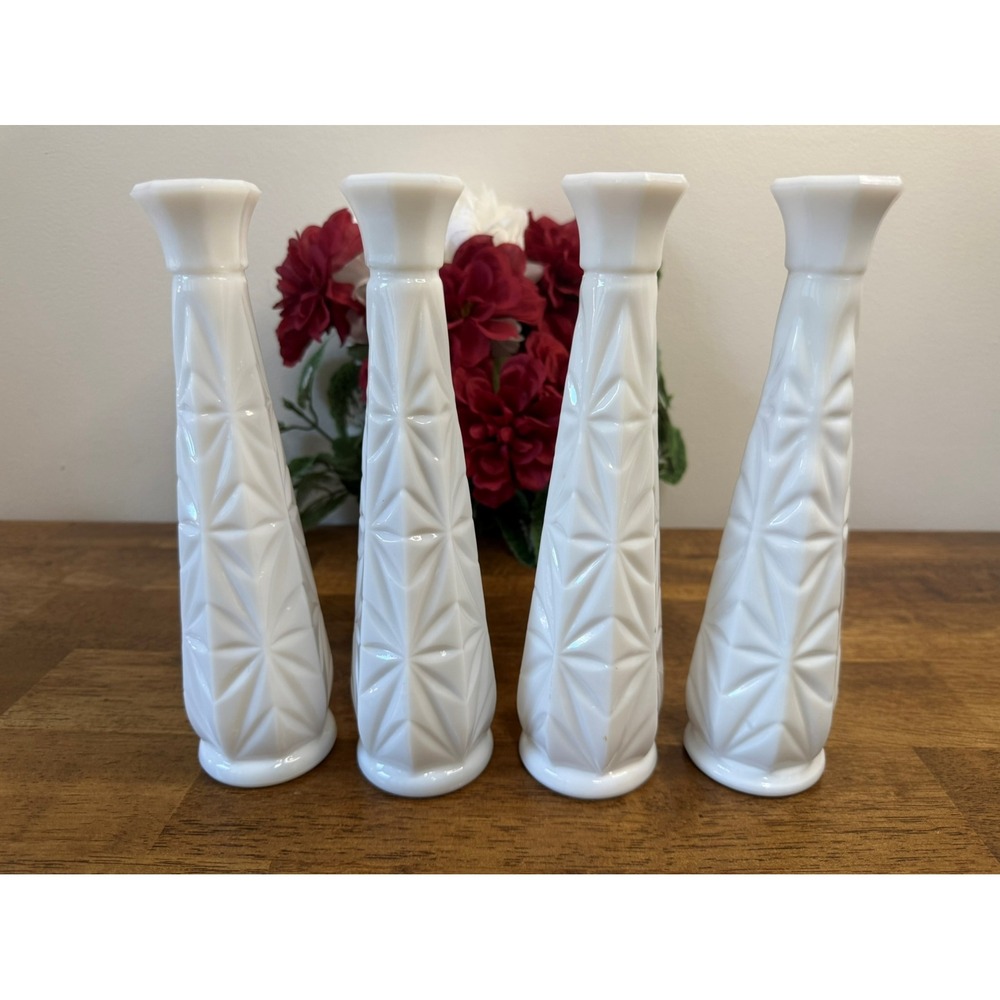 Vintage Milk Glass‎ Vases – Geometric Starburst Pattern Set of Four
